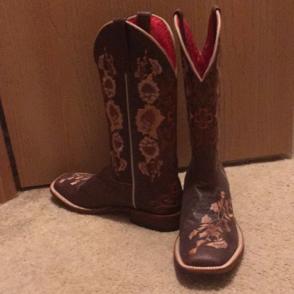 Macie Bean cowboy boots